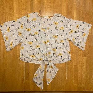 Maurices Women’s Blouse, Size Medium